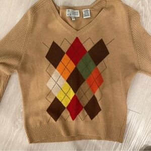 Cozy V-Neck Argyle Sweater in Tan